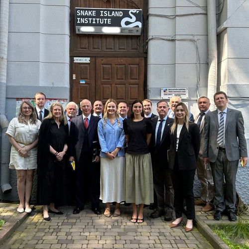 SII hosted a bipartisan delegation of US Senate staffers and experts, facilitated by the American Foreign Policy Council.